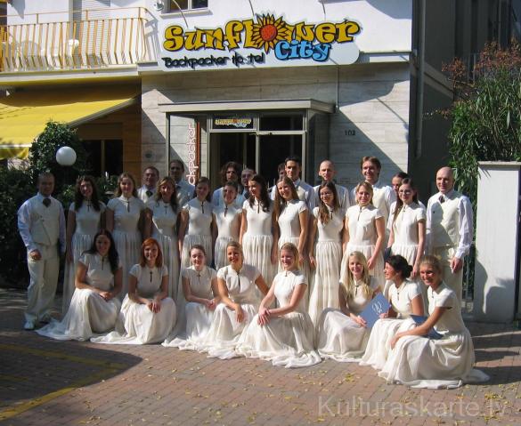 koris „DeCoro”